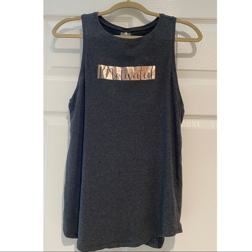 Women’s Calia by Carrie Underwood tank medium